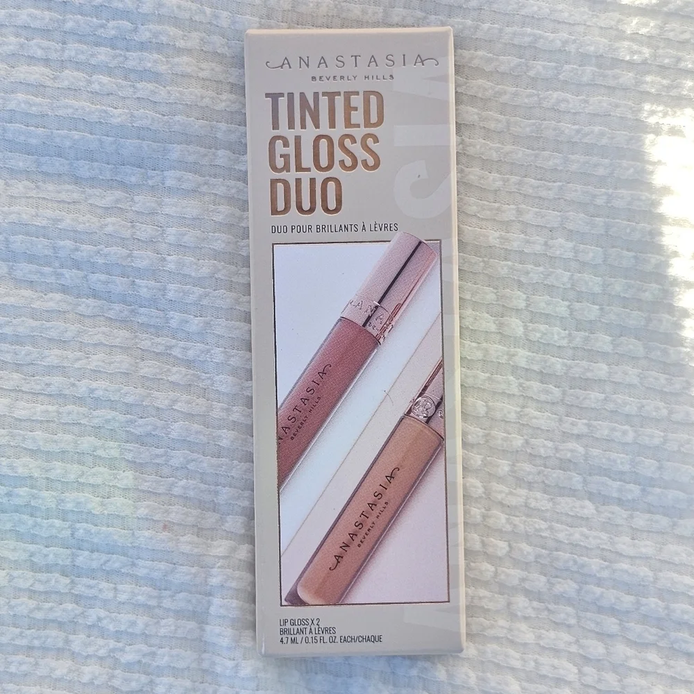 Anastasia Beverly Hills Tinted Gloss Duo shades Caramel and Tan Rose